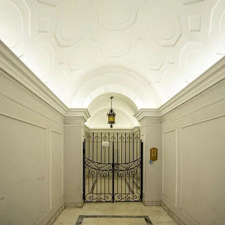 Domitia Spagna Apartment