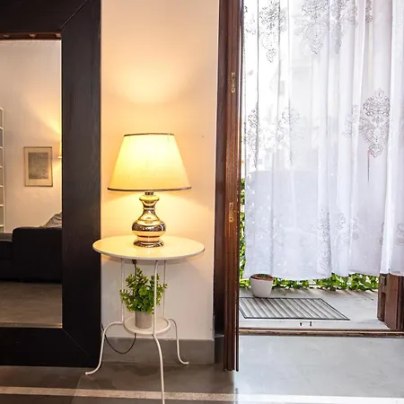 Domitia Spagna Appartamento