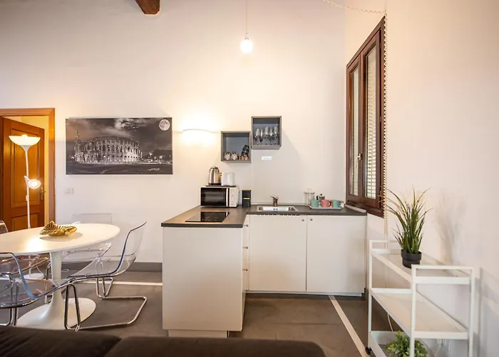 Domitia Spagna Διαμέρισμα *