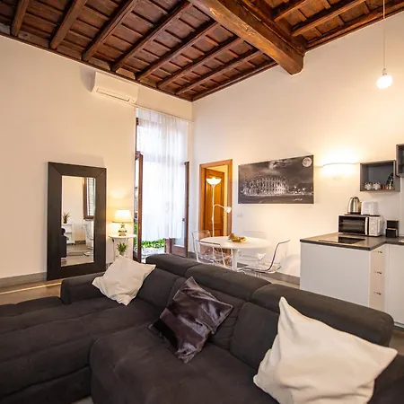 Domitia Spagna 아파트 *